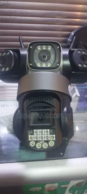 4g Simcard 3lens Solar Security Camera 10mps