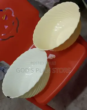 Plastic Serving Bowls 1pc