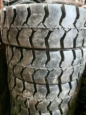 28x9-15 ( 8.15-15 ) Tube Tyres for Forklift.