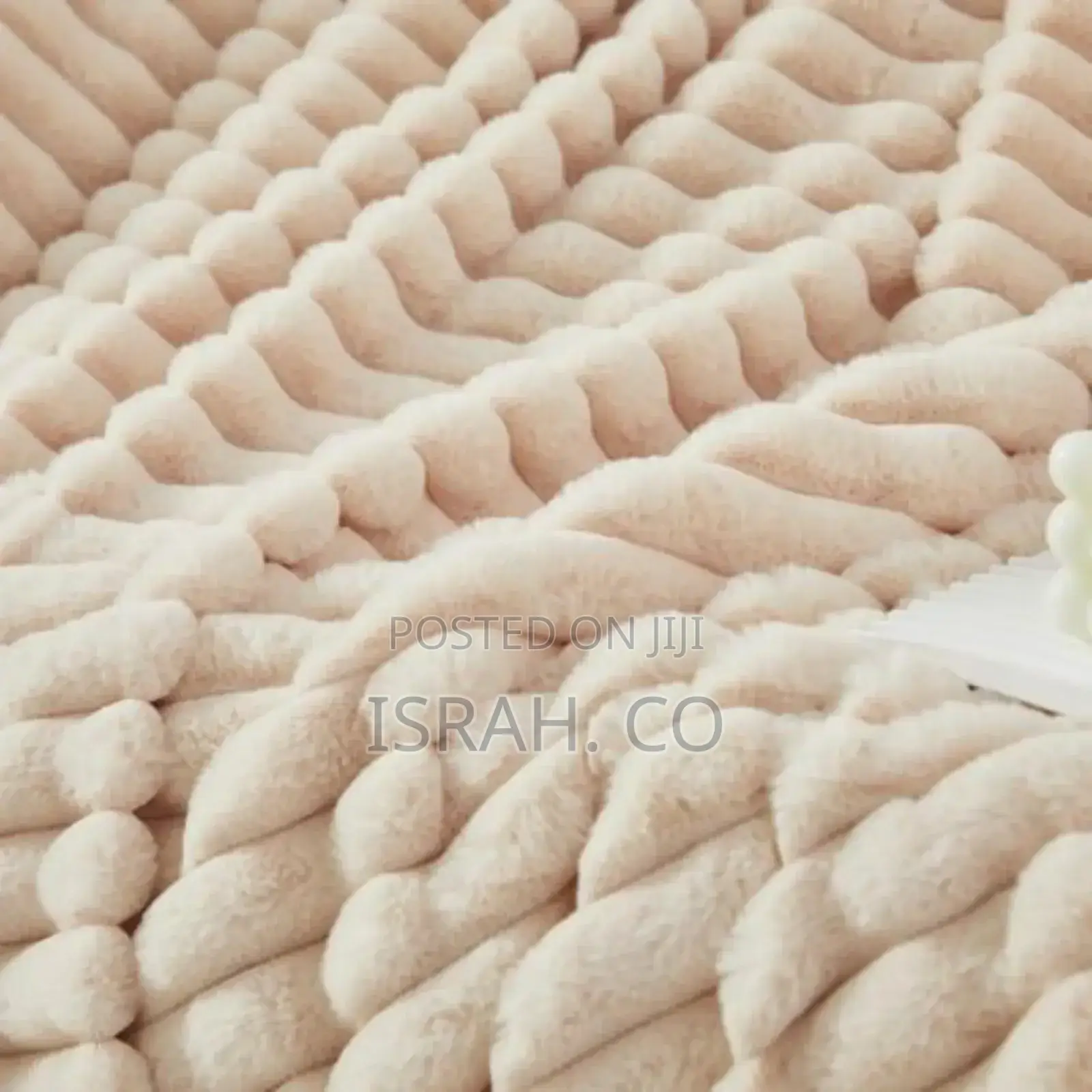 Large Faux Fur Throw Blanket Beige