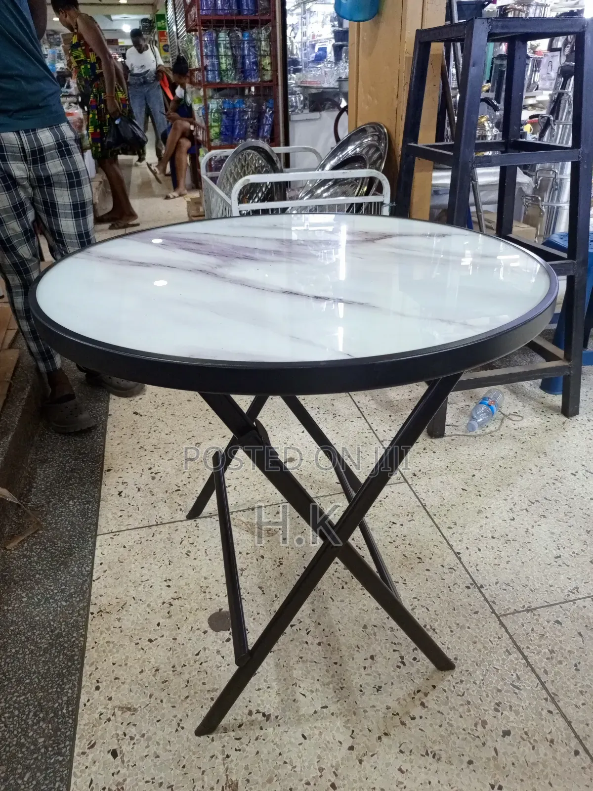 Round Folding Table