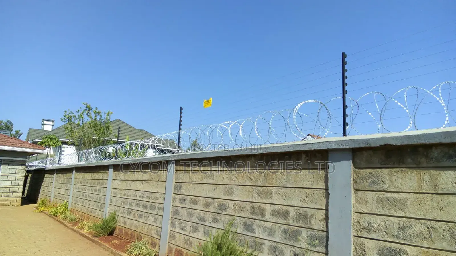 Electric Fence System With Lazor 50 by 70