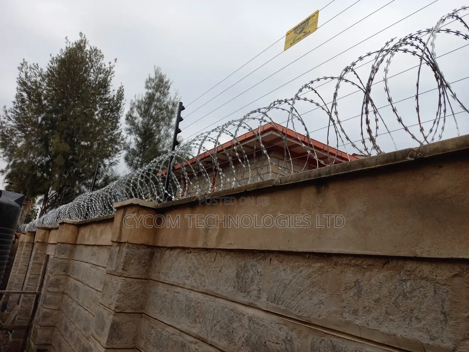 Electric Fence System With Lazor 50 by 70