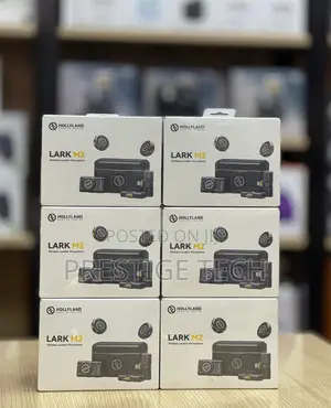 Hollyland Lark M2 Wireless Lavalier Microphone Combo