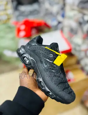 Original Black Nike Air Max Plus Tn Rubber Sneakers