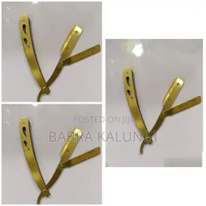 New Supreme Straight Shaving Razor