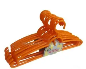 Elite Plastic Hangers of 12 Pack