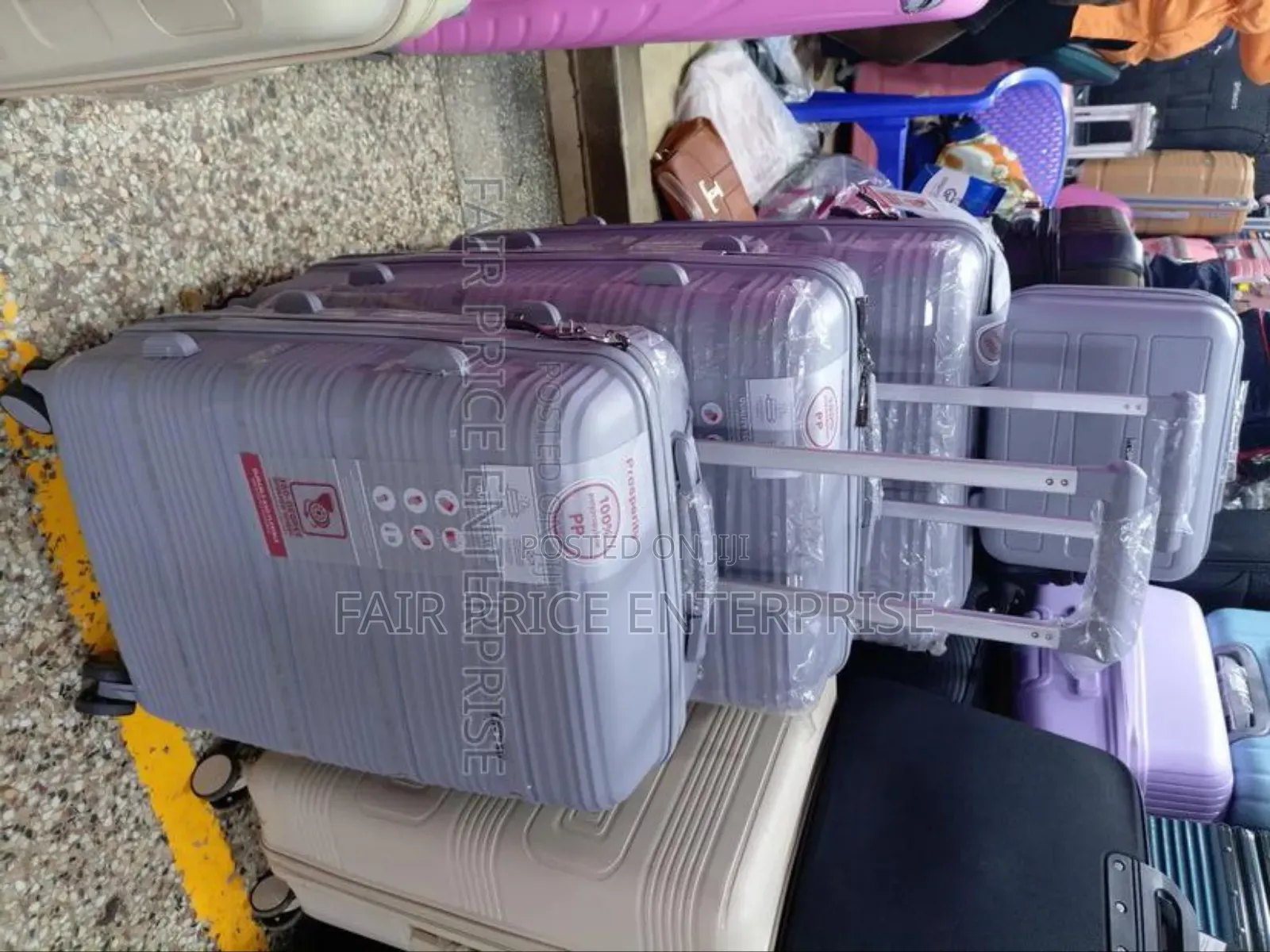 Plastic Suitcases Full Set ( 4pcs )