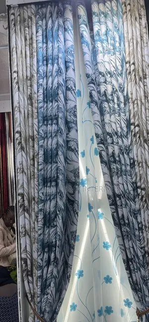 Dubai Imported Curtains Per Ready Meter