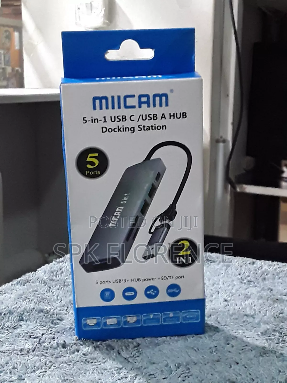 5 in 1 Usb -C / Usb a Hub Docking Station