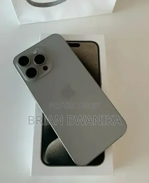 New Apple iPhone 15 Pro Max 256 GB Gray