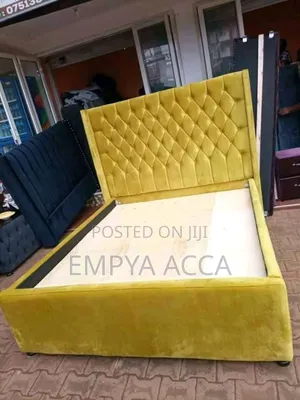 Yellow Dai Bed