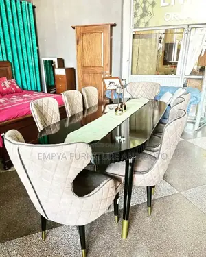 Regalll Dining Set