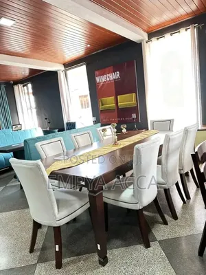 Simple Dress We D Dining Set