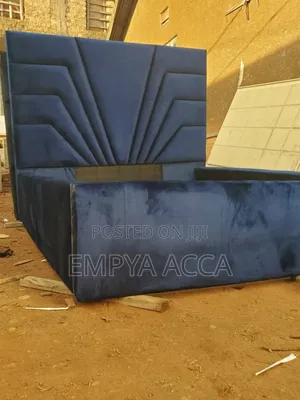 Smple Master Bed Blue