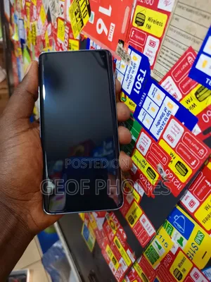 New Samsung Galaxy S10 128 GB Green