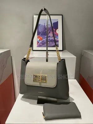Chris Bella Strap Shoulder Bag