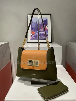 Chris Bella Strap Shoulder Bag