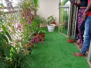 Rest Area Grass Carpet