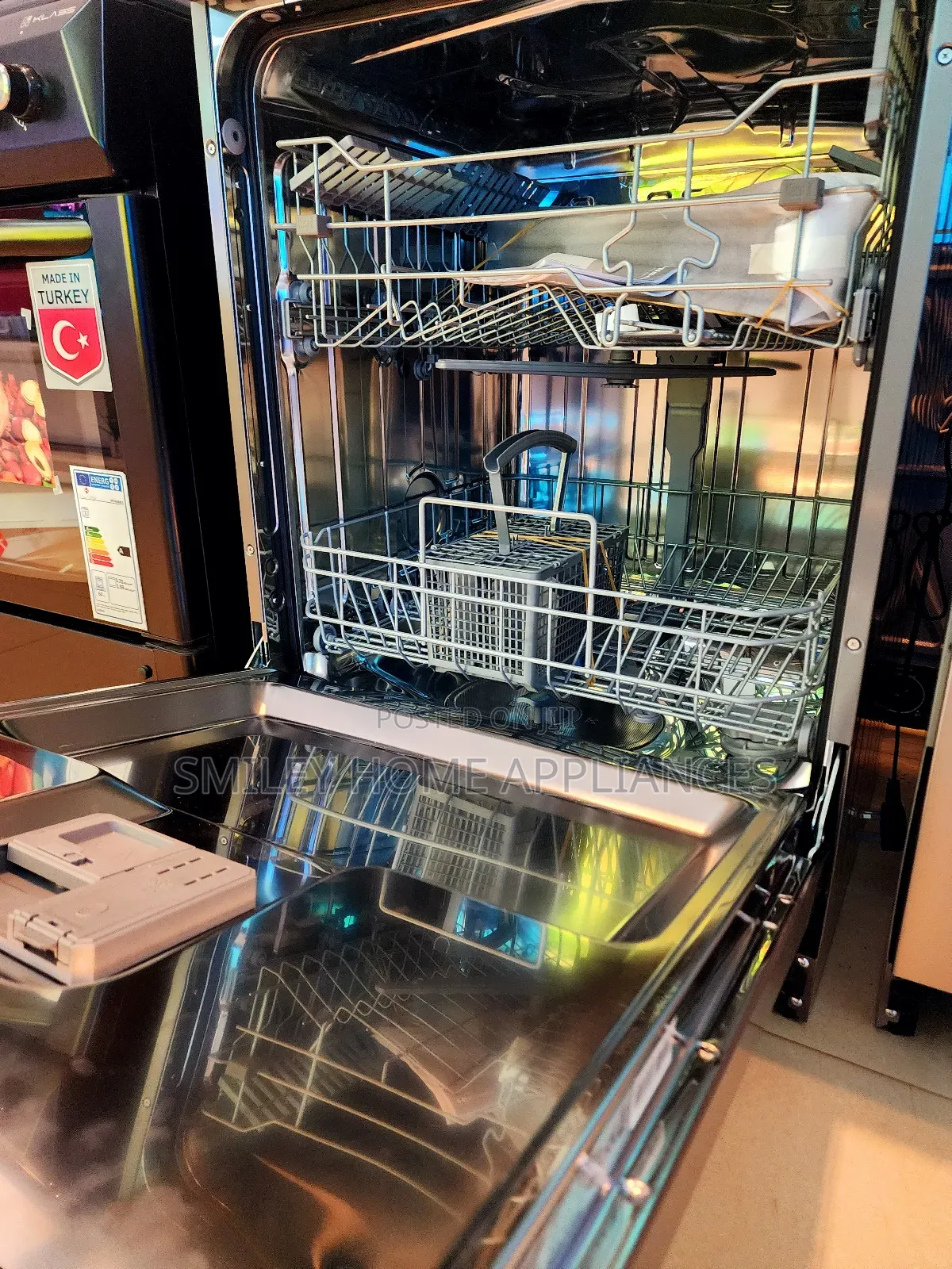 Hisense Dishwasher 15 Plates at a Reduced Price