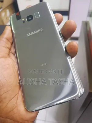New Samsung Galaxy S8 Plus 64 GB Silver