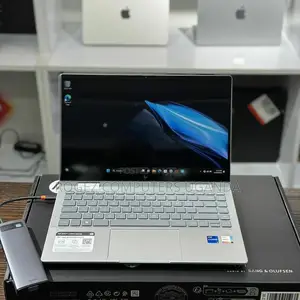 New Laptop HP Envy 14t 16GB Intel Core I7 SSD 1T