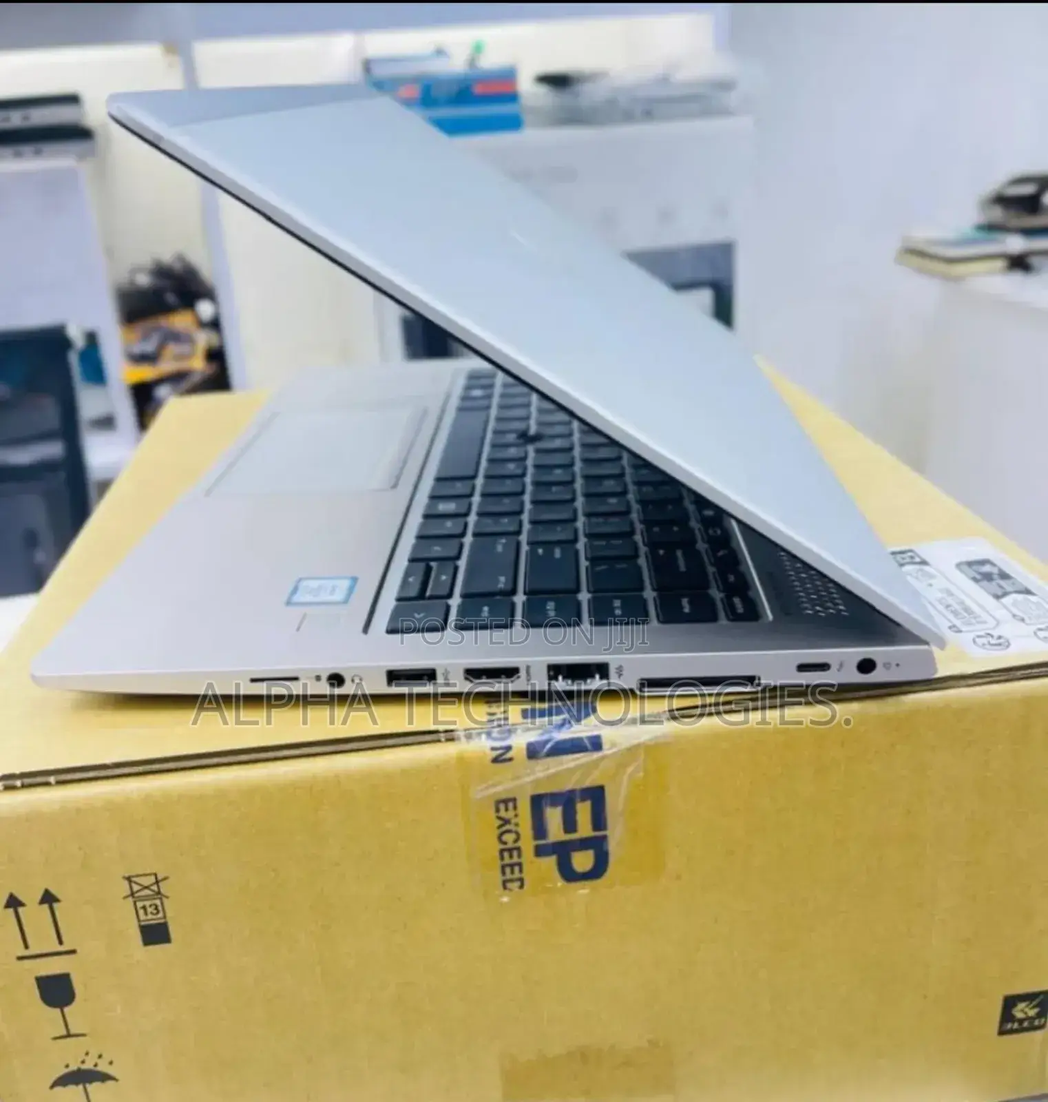 New Laptop HP EliteBook 830 G5 8GB Intel Core I5 SSD 256GB