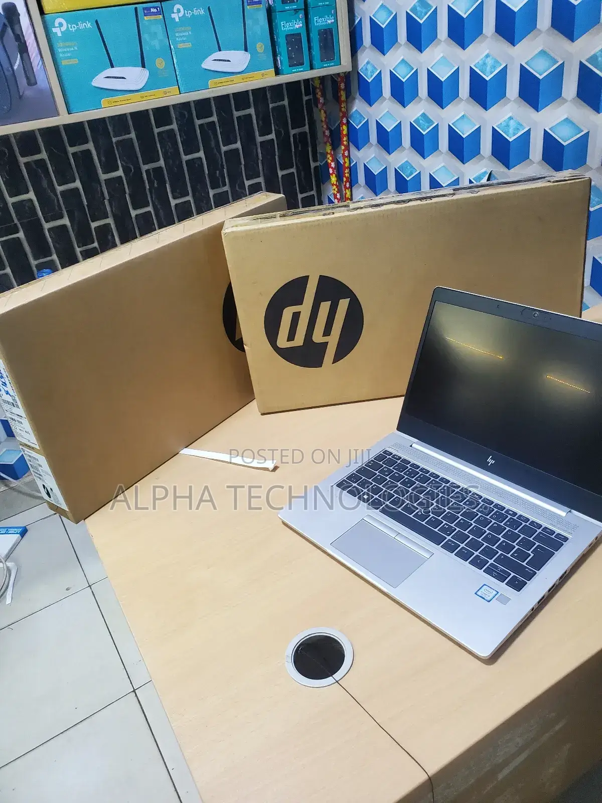 New Laptop HP EliteBook 830 G5 8GB Intel Core I5 SSD 256GB