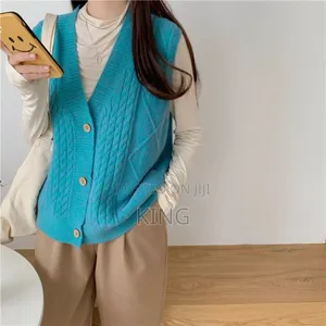 Luxurious Vase Sweaters. V Neck