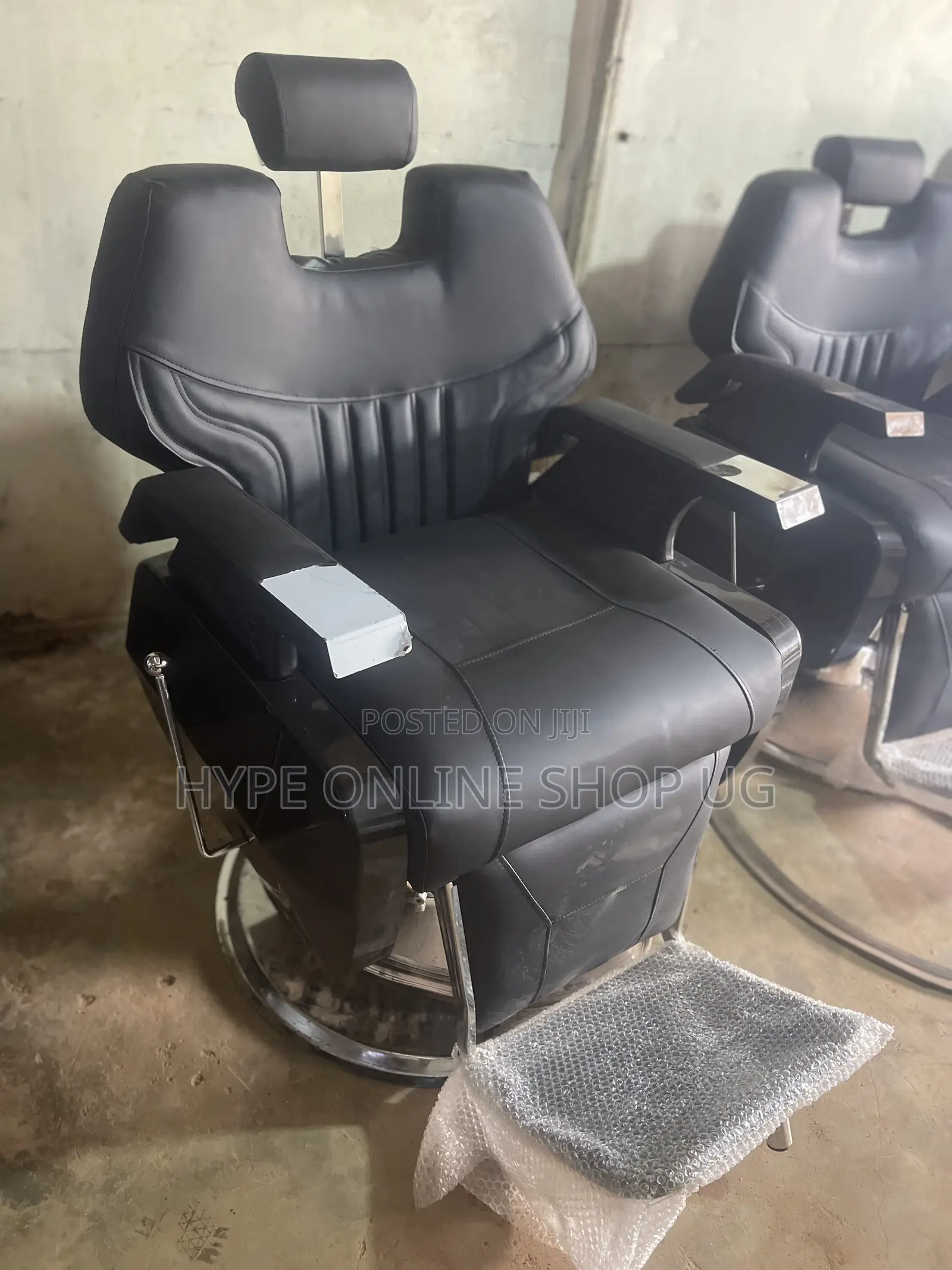Kingsize Brandnew Chairs