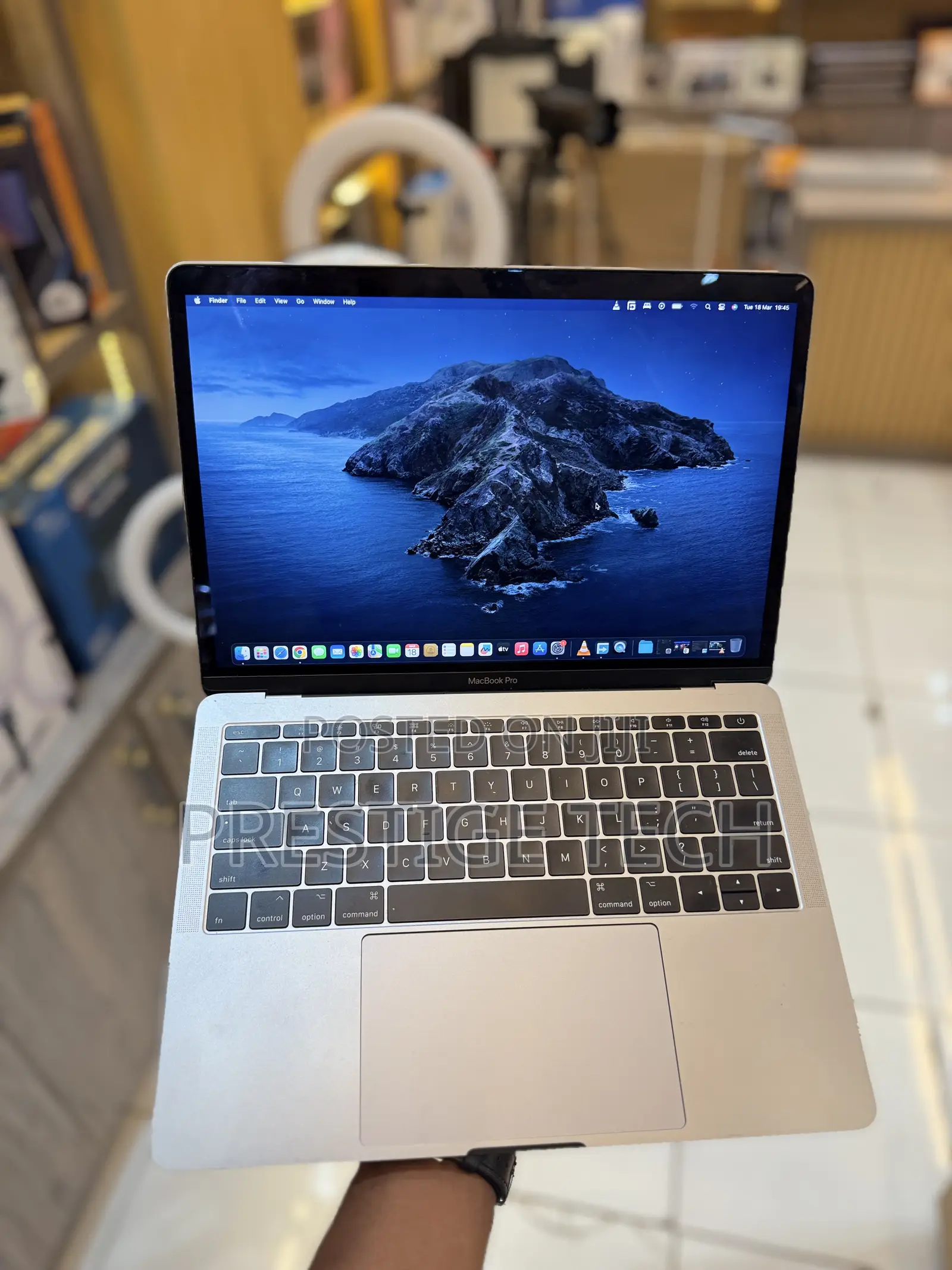 Laptop Apple MacBook Pro 2017 8GB Intel Core I5 SSD 256GB