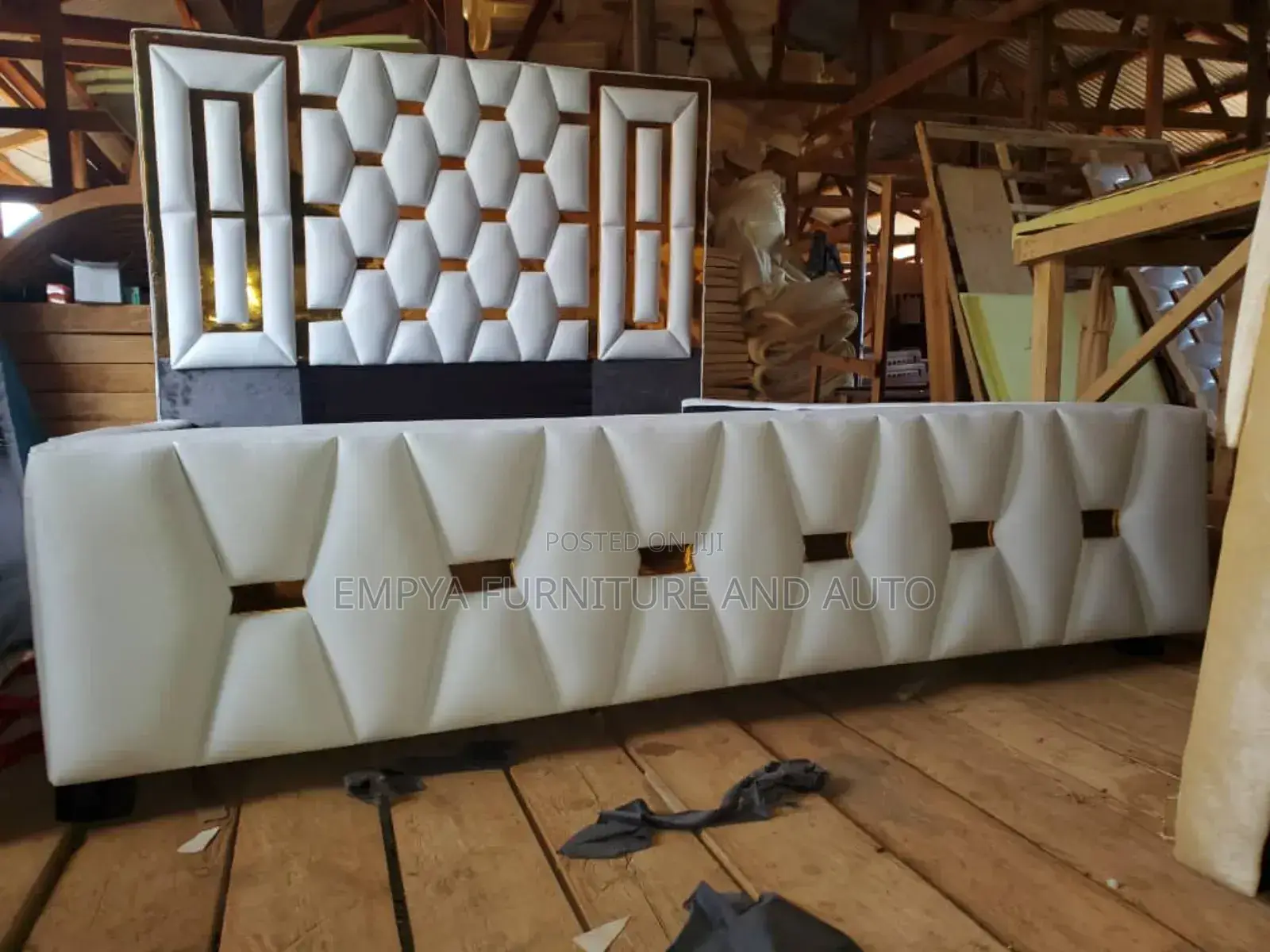Geo Metro Bed White
