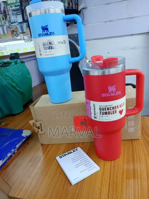 Stanley Hot and Cold Reusable Bottle Cup 40 Oz/1.18ml
