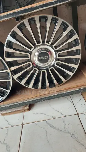 Range Rover Size 20