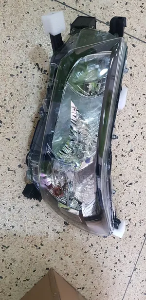 Hillux Revo 2020 Headlamp Ordinary