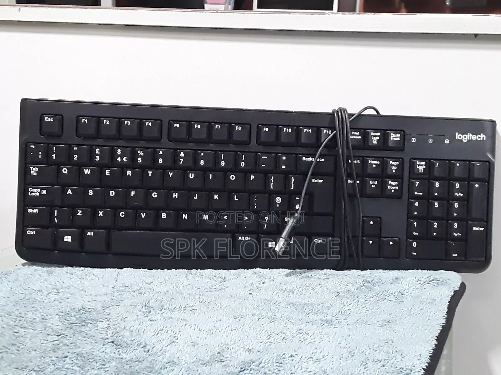 Logitech Keyboard 