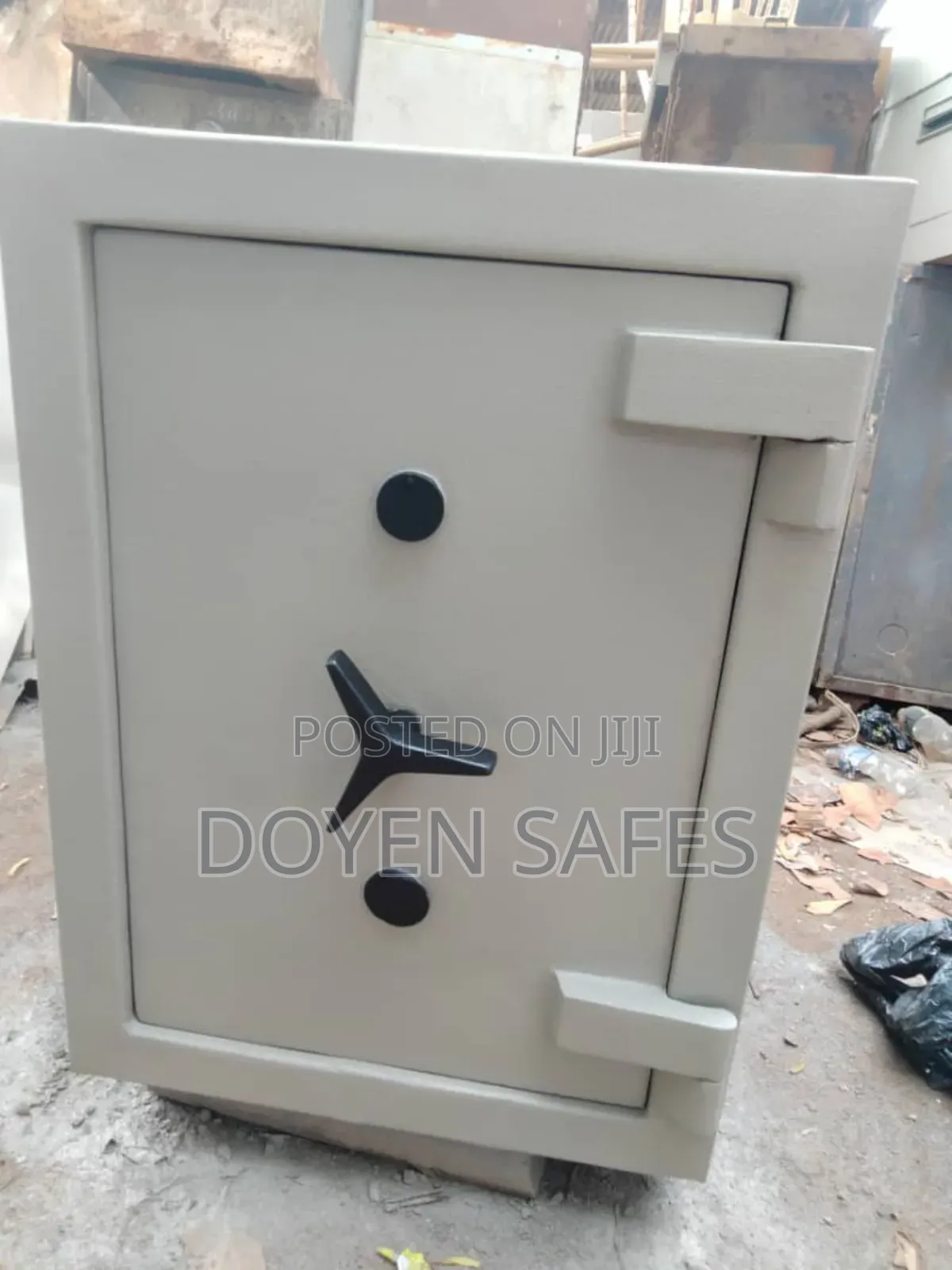 295kgs Medium Safe