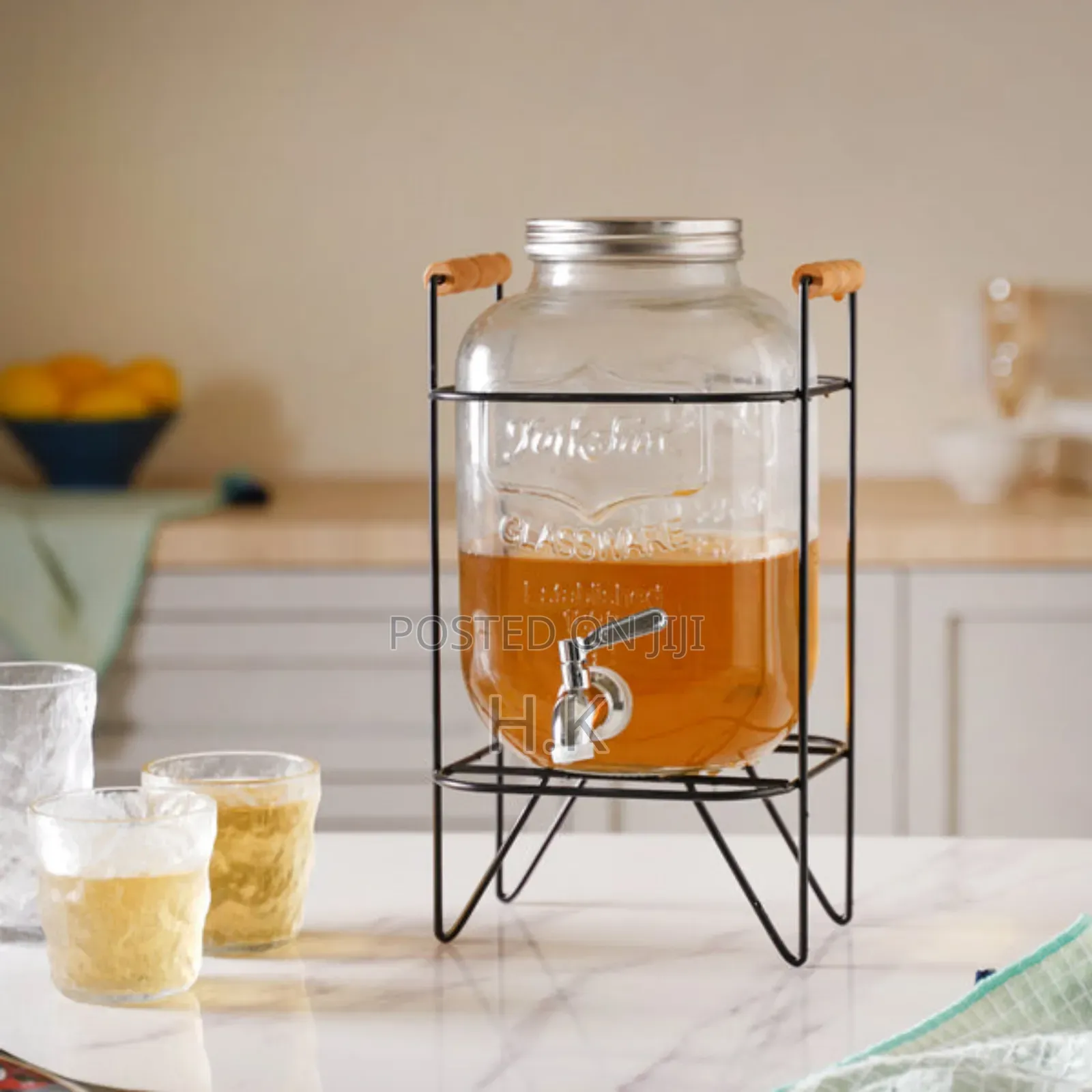 8-Liter Glass Beverage Dispenser.