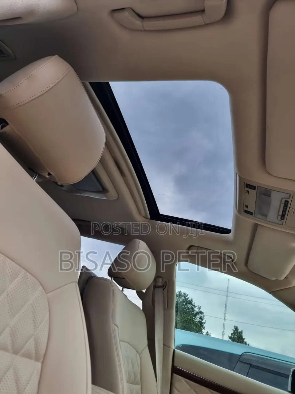 Toyota Land Cruiser 2012 White
