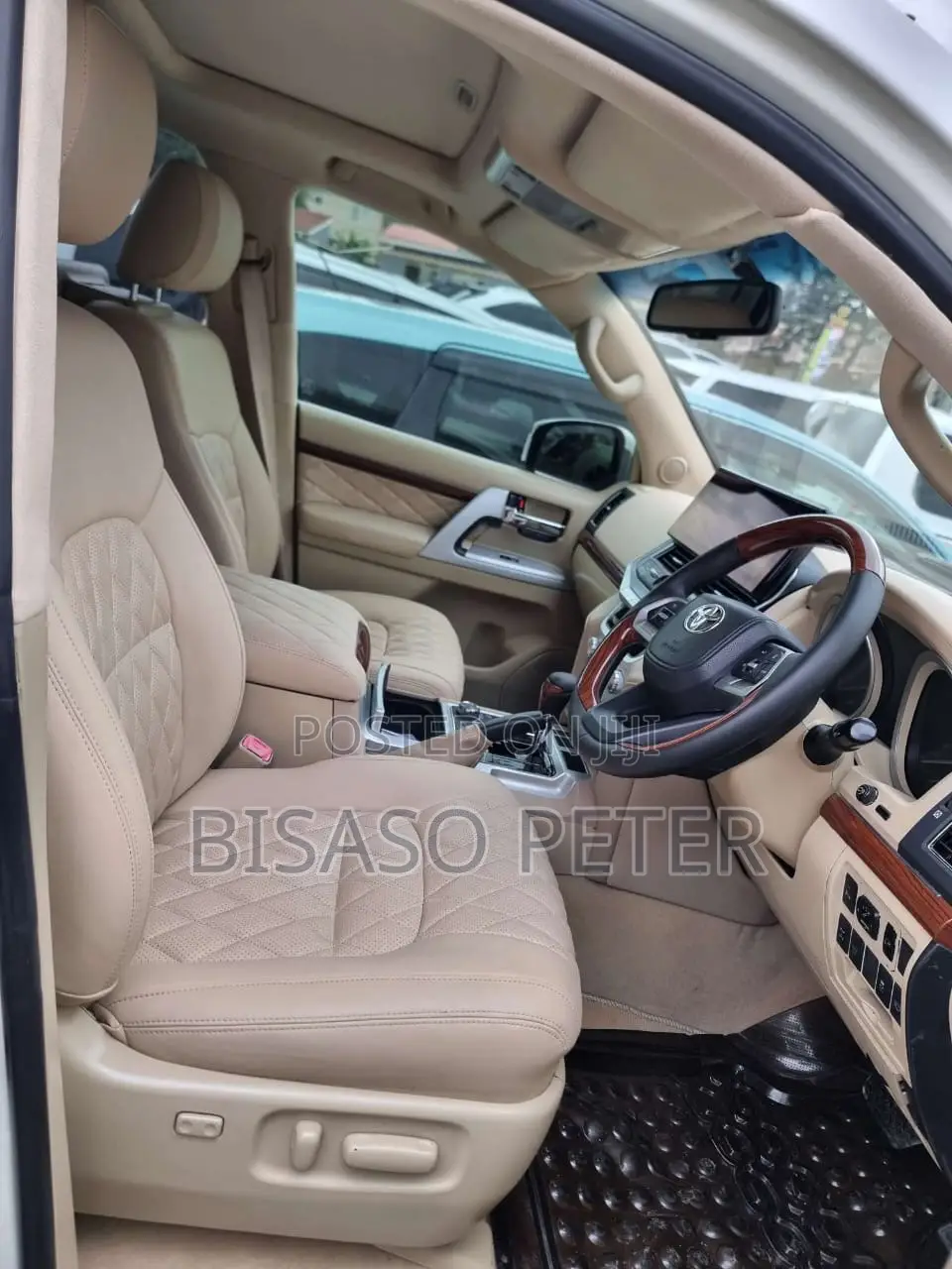 Toyota Land Cruiser 2012 White