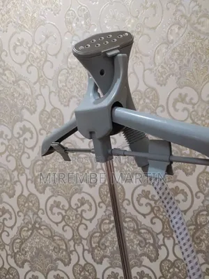 Maxwell Professional Garment Steamer With Hanger