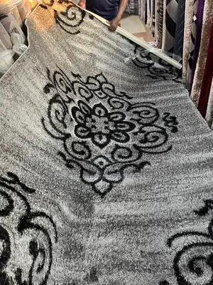 Quality Shaggy Carpets With Desighns( Medium )