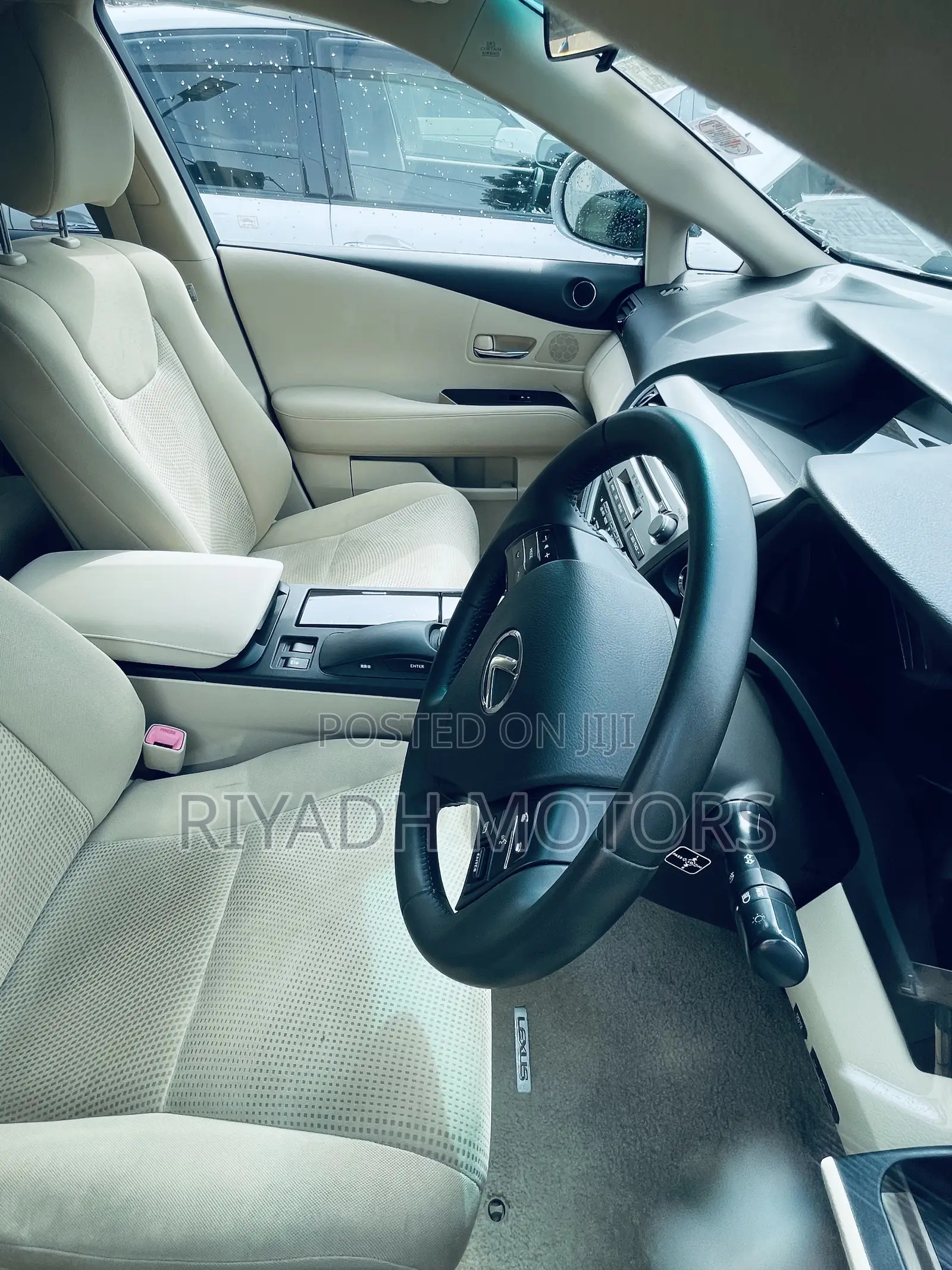 Lexus RX270 2012 Silver