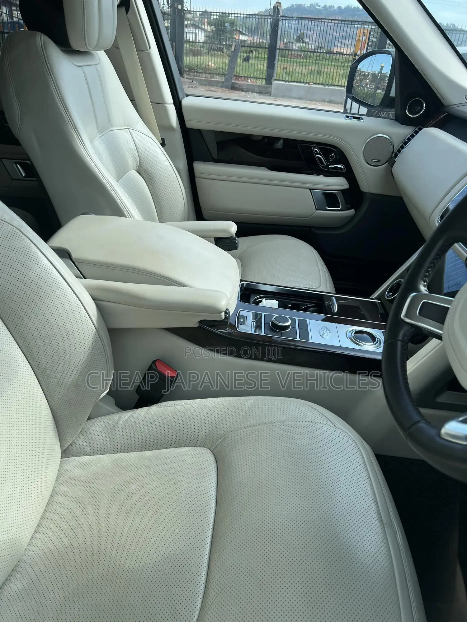 Land Rover Range Rover Vogue 2019 White