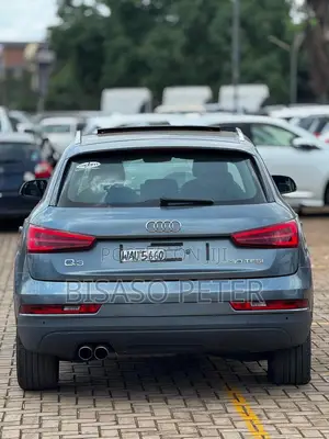 Audi Q3 2016 Gray