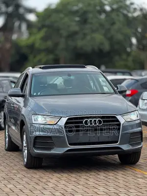 Audi Q3 2016 Gray