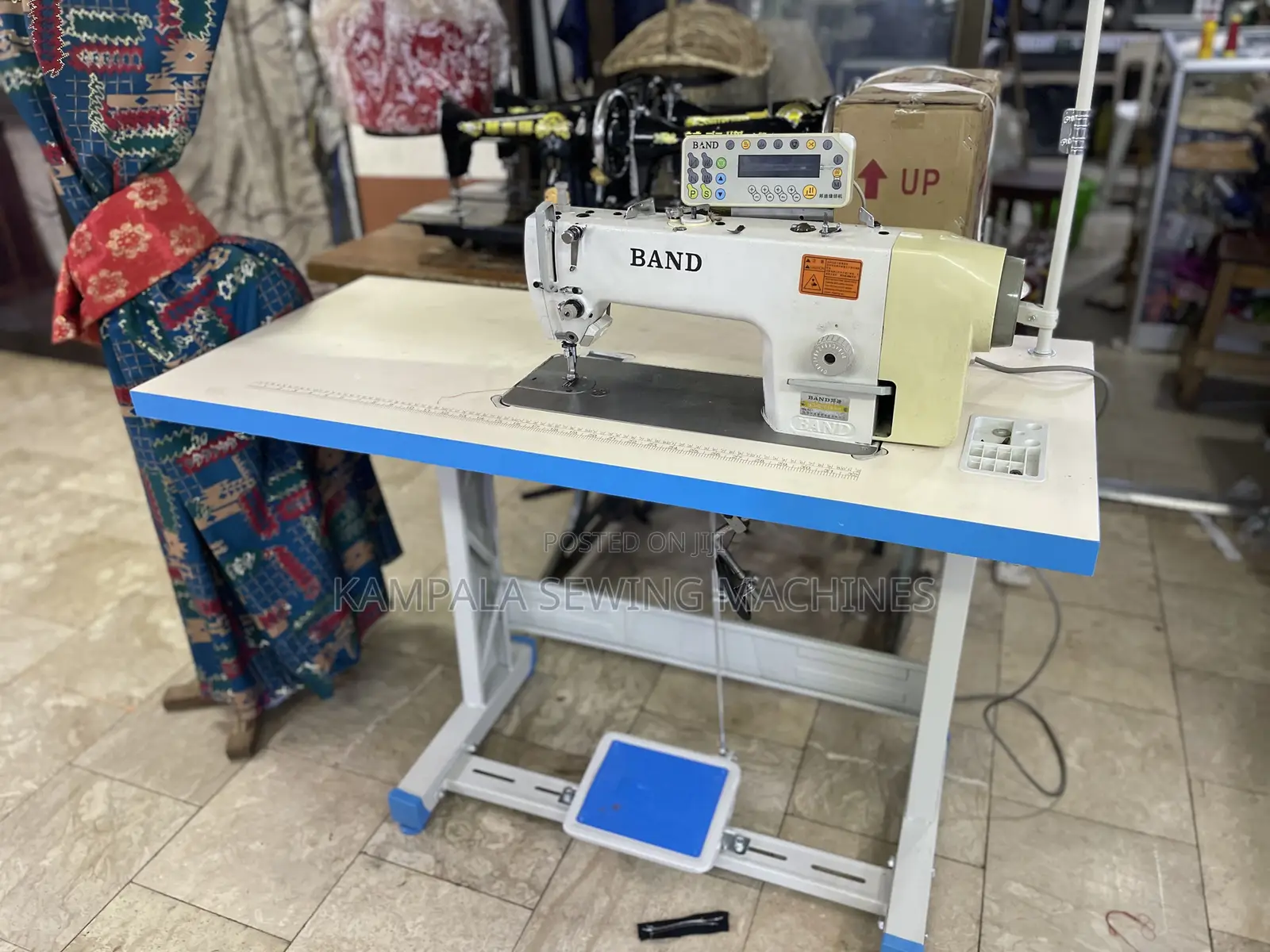 Industrial Computerized Straight Stitching Sewing Machines