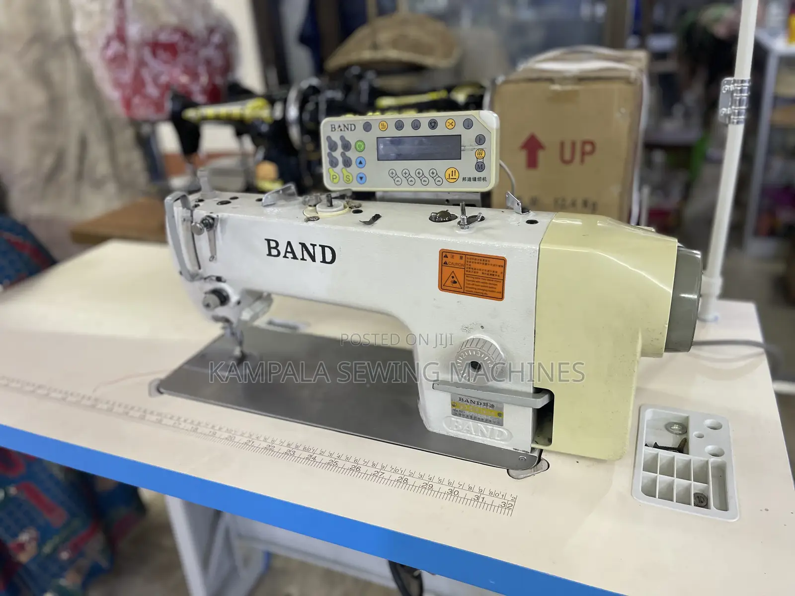 Industrial Computerized Straight Stitching Sewing Machines