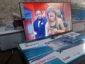 32 Inches Led Smart Plus Digital Flat Screen Flameless.