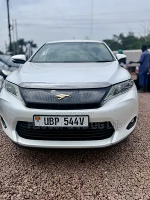 Toyota Harrier 2013 White